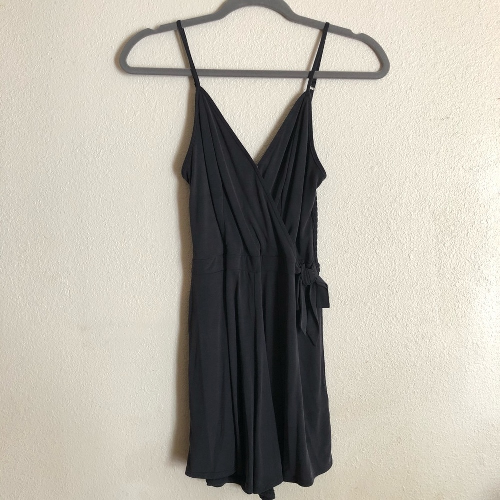 NWT Abercrombie & Fitch Grey Wrap Front Romper
